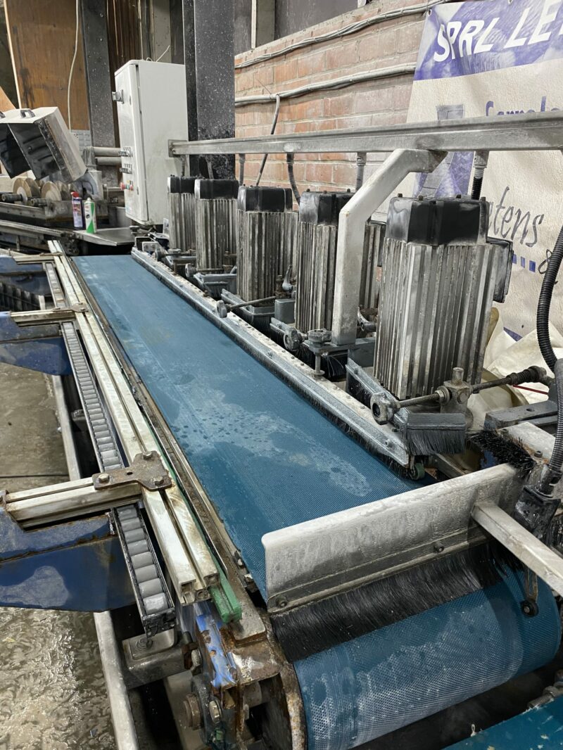 FERRARI & CIGARINI PLINTS BATISCOPA CUTTING MACHINE AND PROFILING MACHINE 2E HAND